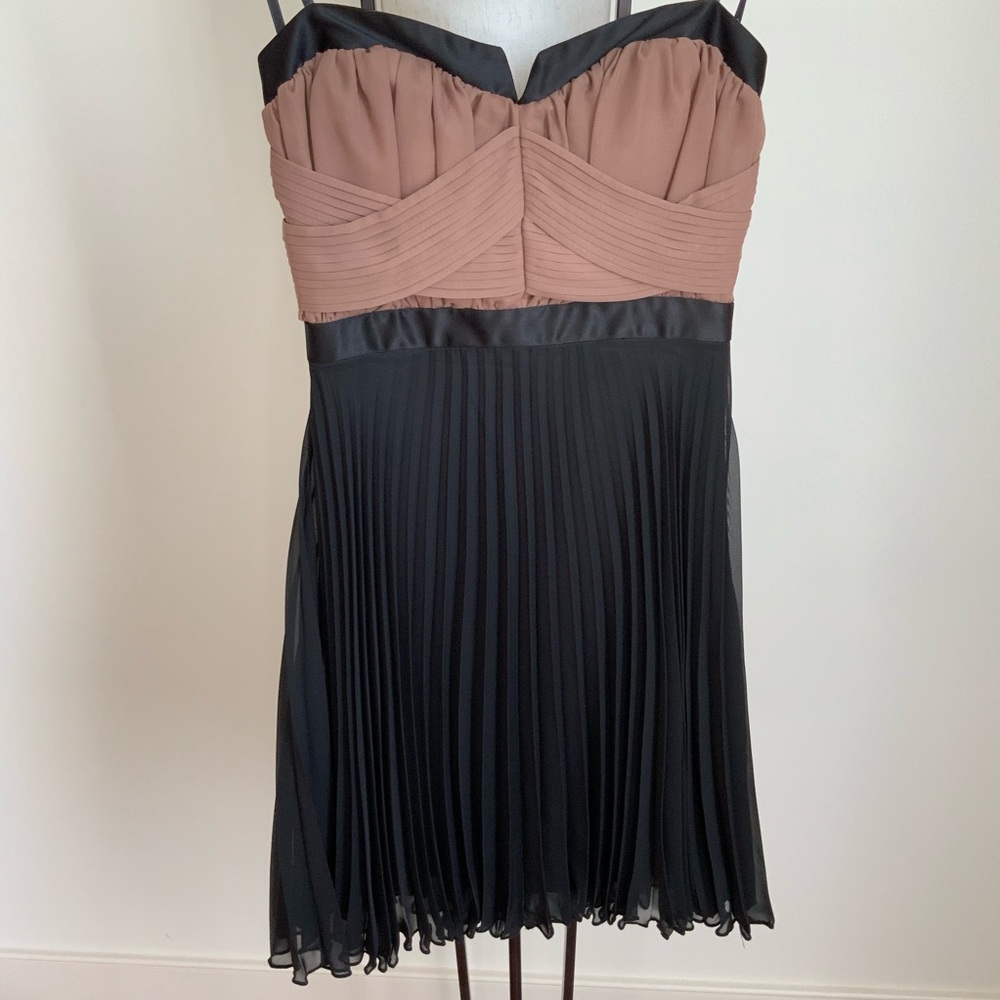 XOXO Pleated Accordion Dress Size 1/2
